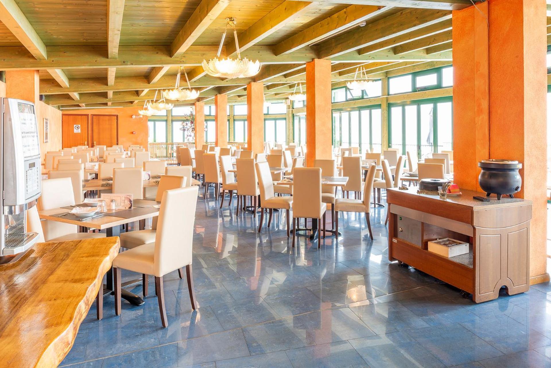 Hotel Centro Vacanze La Limonaia 3*